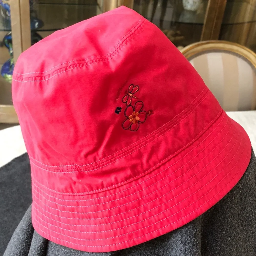 OshKosh B'Gosh Girls 100% Cotton Bucket Hat White + Flowers Size L-XL (5Yrs Up)